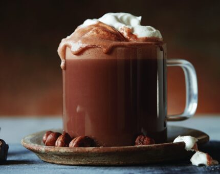 Chocolate quente com avelãs